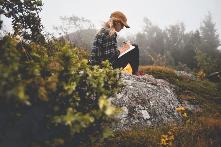 Read more about the article Discover the Benefits of Journaling for Mental Health: Reduce Stress, Boost Mood, and Improve Self-Awareness